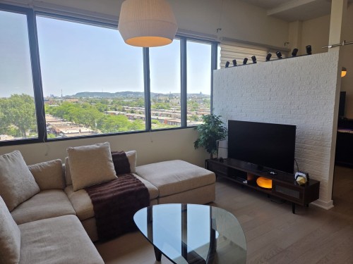 Salon - 616-125 Rue Chabanel O., Montréal (Ahuntsic-Cartierville), QC - Indoor Photo Showing Living Room