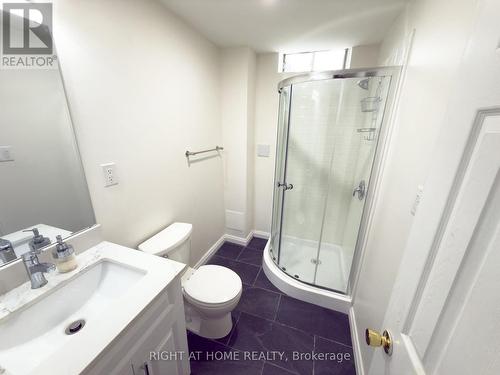 6683 Opera Glass Crescent, Mississauga, ON - Indoor Photo Showing Bathroom