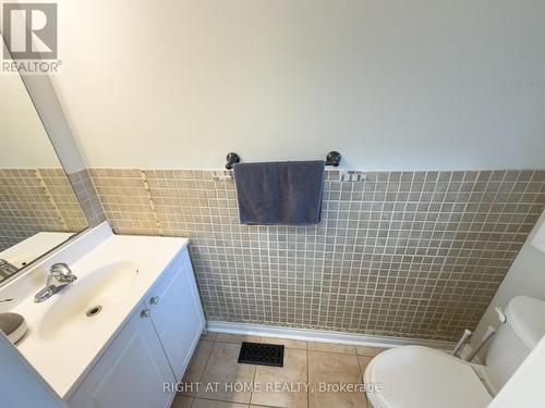 6683 Opera Glass Crescent, Mississauga, ON - Indoor Photo Showing Bathroom