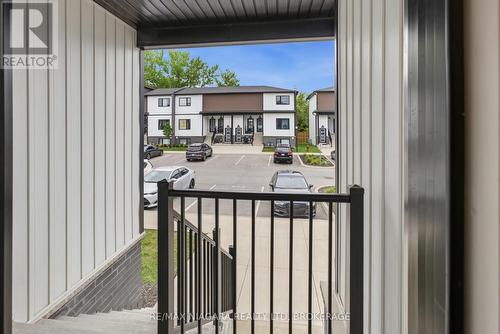 635 - 4263 FOURTH AVENUE , Niagara Falls (Clifton Hill), Ontario L2E 0C2 3