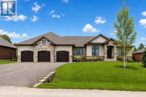 25 MENNILL DRIVE  Springwater, ON L0L 1Y3