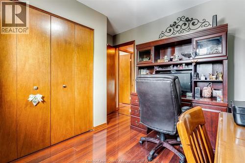 2677 Robert Road, Windsor, ON - Indoor