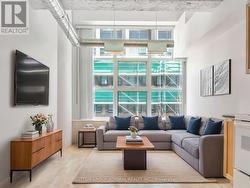 626 - 155 DALHOUSIE STREET Toronto, ON M5B 2P7