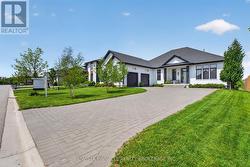 2572 LUCAS AVENUE Strathroy-Caradoc (Mount Brydges), ON N0L 1W0