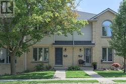 8 - 925 LAWSON ROAD  London North (North I), ON N6G 4X3