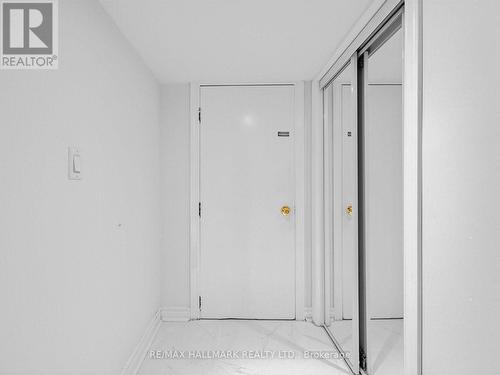 LOWER - 271 ATLAS AVENUE , Toronto, Ontario M6C 3P8 3