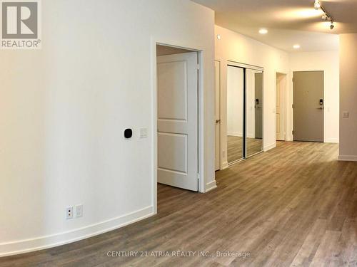 619A - 30 UPPER MALL WAY , Vaughan, Ontario L4J 0L7 2
