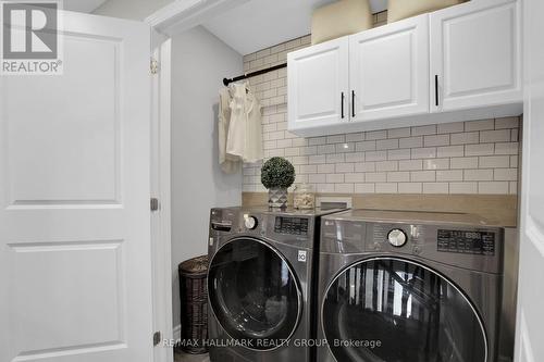 2nd level Laundry room - 636 Eagle Crest Heights, Ottawa, ON - Indoor Photo Showing Laundry Room