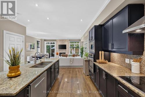 856 Norton Avenue, Ottawa, ON - Indoor Photo Showing Kitchen With Double Sink With Upgraded Kitchen