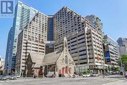 1910 - 175 CUMBERLAND ESTATES Toronto, ON M5R 3M9