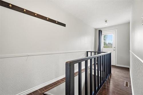 420 Dufferin Ave, Selkirk, MB - Indoor Photo Showing Other Room