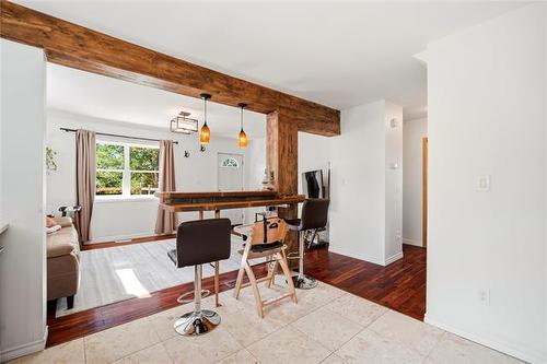 8 Skazyk Rd, St Andrews, MB - Indoor
