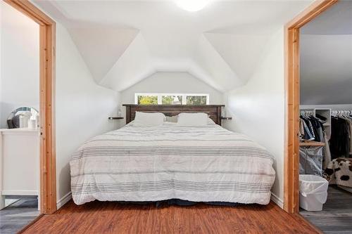 8 Skazyk Rd, St Andrews, MB - Indoor Photo Showing Bedroom