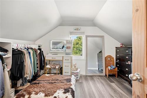 8 Skazyk Rd, St Andrews, MB - Indoor