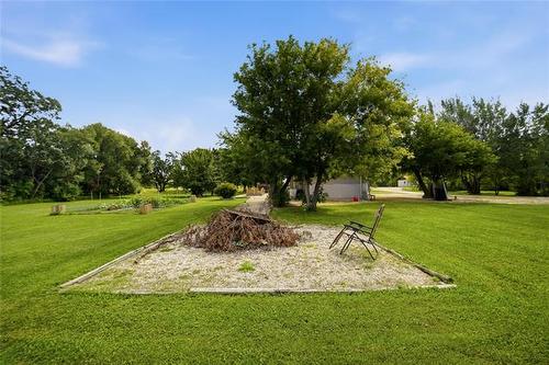 8 Skazyk Rd, St Andrews, MB - Outdoor
