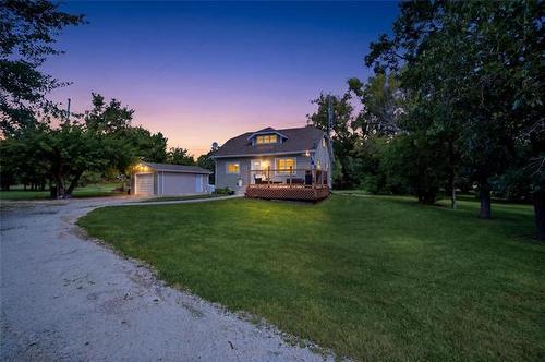 8 Skazyk Rd, St Andrews, MB - Outdoor With Deck Patio Veranda