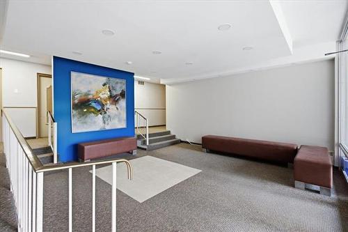 509-500 Stradbrook Ave, Winnipeg, MB - Indoor Photo Showing Other Room