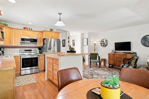 6055 Brickyard Rd, Nanaimo, BC 