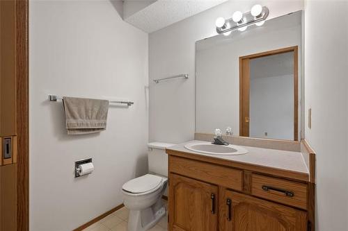 108-687 St Anne'S Rd, Winnipeg, MB - Indoor Photo Showing Bathroom