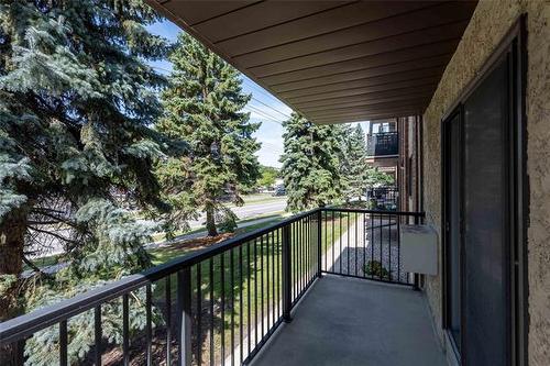 108-687 St Anne'S Rd, Winnipeg, MB - Outdoor With Balcony With Exterior