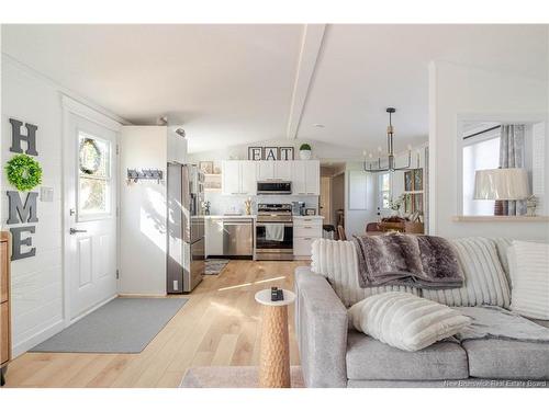 41 Elmdale Cres, Fredericton, NB 