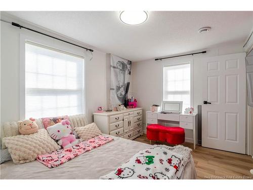 41 Elmdale Cres, Fredericton, NB 