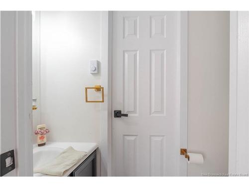 41 Elmdale Cres, Fredericton, NB 