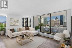 904 1127 BARCLAY STREET Vancouver, BC V6E 4C6