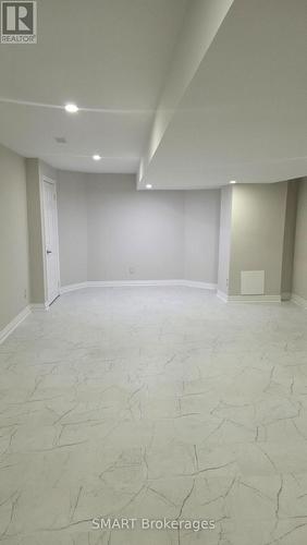 61 PAIRASH AVENUE , Richmond Hill, Ontario L4C 0N1 4
