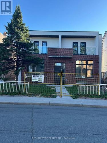 145 Dovercourt Road, Toronto, ON 