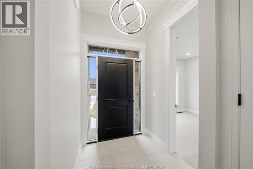 447 Caserta Crescent, Lakeshore, ON 