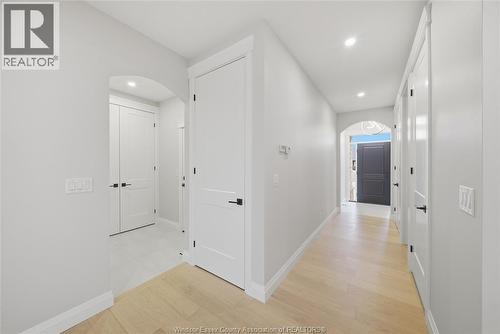 447 Caserta Crescent, Lakeshore, ON 