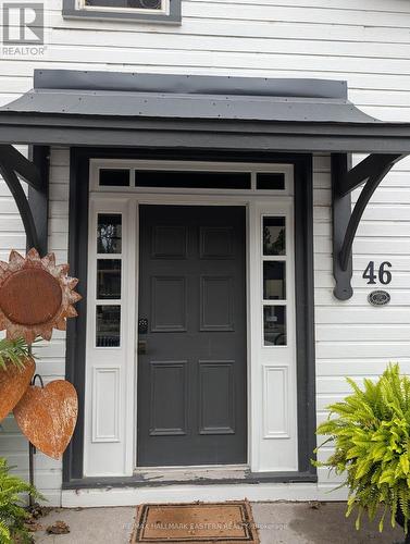 46 QUEEN STREET , Selwyn, Ontario K0L 2H0 1