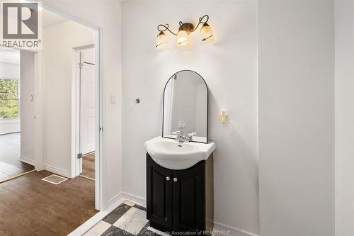 58 Mcdonald Street, Kingsville, ON 