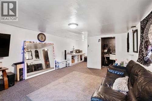 58 Mcdonald Street, Kingsville, ON 
