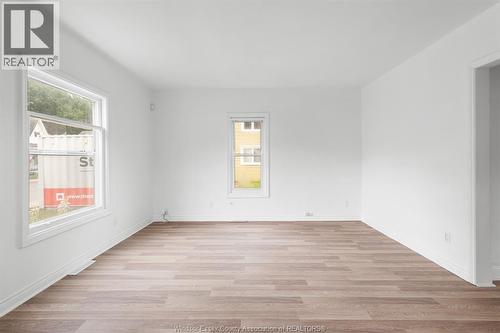 58 Mcdonald Street, Kingsville, ON 