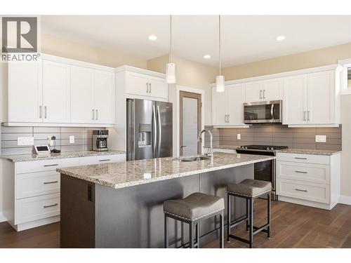 1530 Winter Lane, Kelowna, BC 