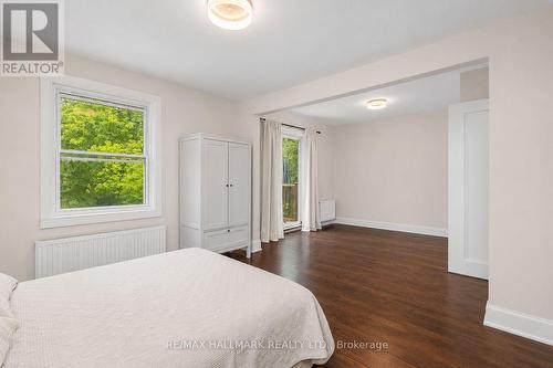 8 Davies Crescent, Toronto, ON 