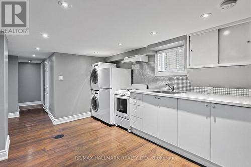 8 Davies Crescent, Toronto, ON 