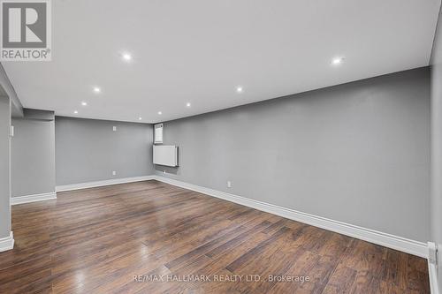 8 Davies Crescent, Toronto, ON 