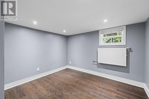 8 Davies Crescent, Toronto, ON 