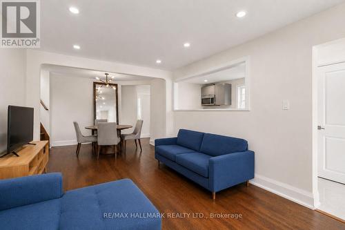 8 Davies Crescent, Toronto, ON 