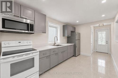 8 Davies Crescent, Toronto, ON 