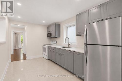 8 Davies Crescent, Toronto, ON 