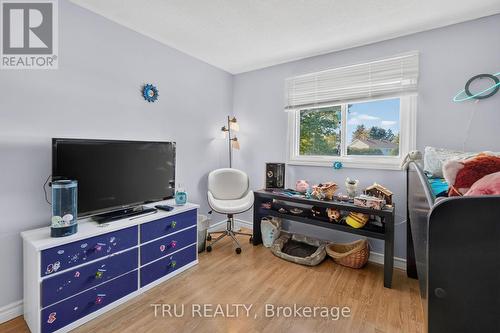 369 Mockingbird Drive, Ottawa, ON 