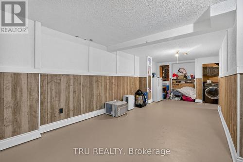 369 Mockingbird Drive, Ottawa, ON 
