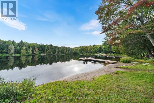 1054 Keysbury Drive, Algonquin Highlands (Mcclintock), ON 