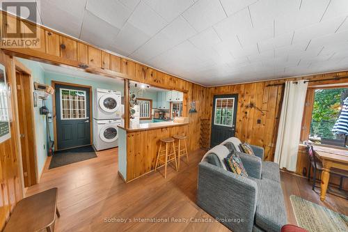1054 Keysbury Drive, Algonquin Highlands (Mcclintock), ON 
