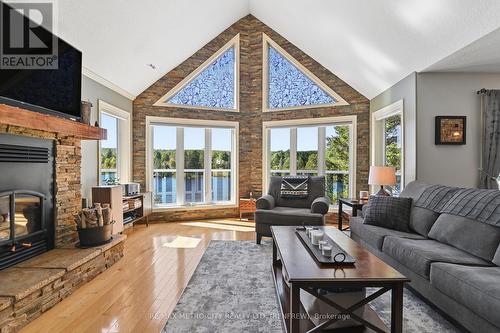144 Flying Club Road, Greater Madawaska, ON 