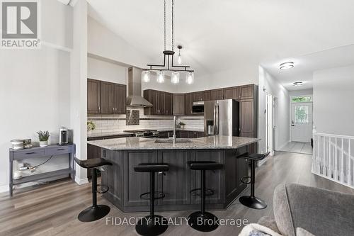 925 Burwash Landing, Ottawa, ON 